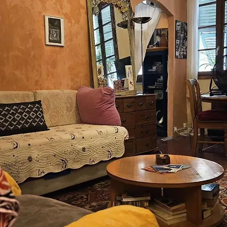 Grand T2 A Deux Pas De La Au Coeur Du Vieux-nice ニース